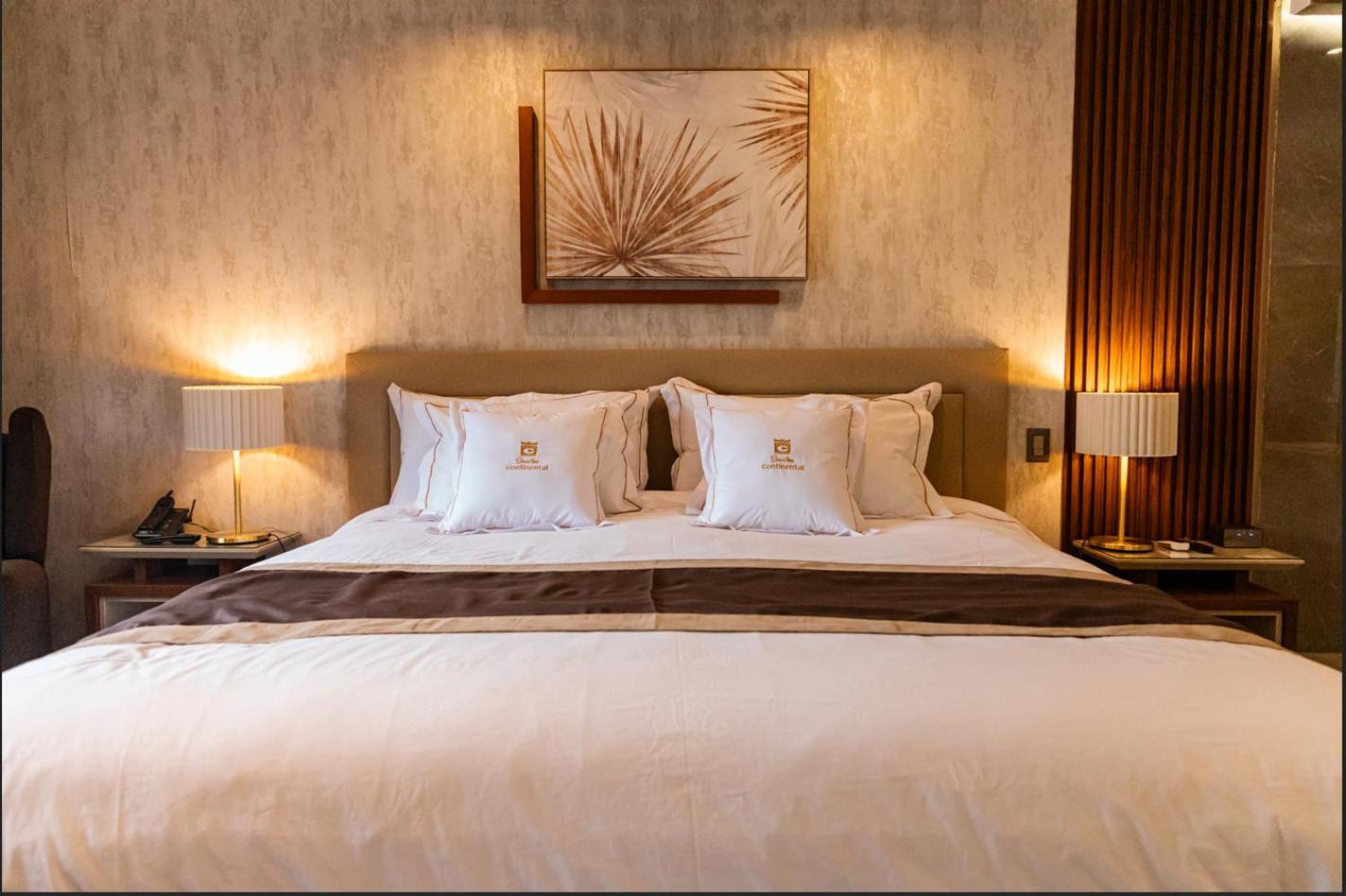 Gran Hotel Continental Кахамарка Экстерьер фото