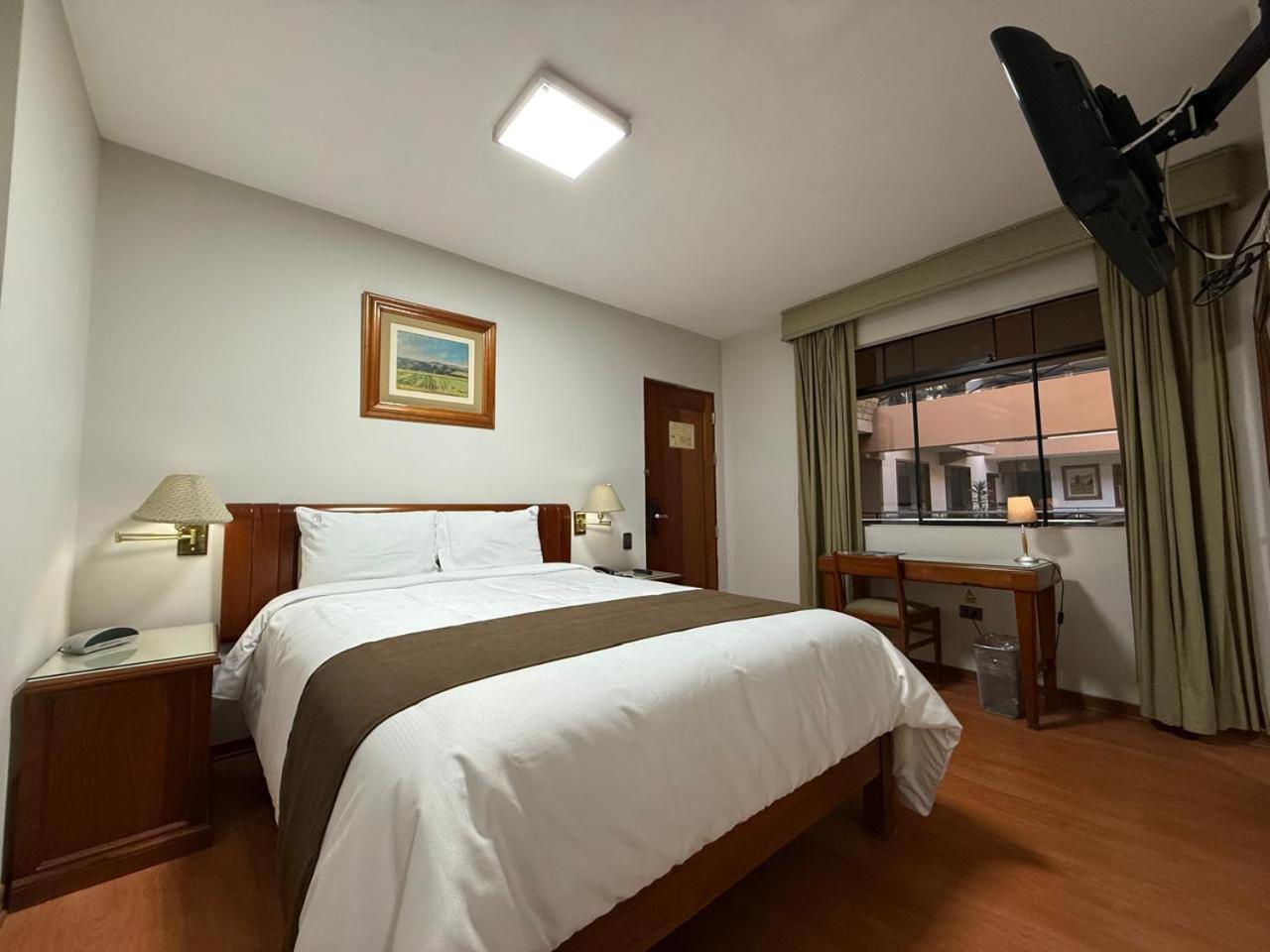 Gran Hotel Continental Кахамарка Экстерьер фото
